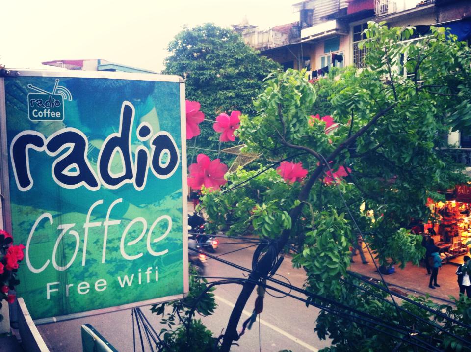Radio Cafe - 11 Hàng Gai, Hà Nội